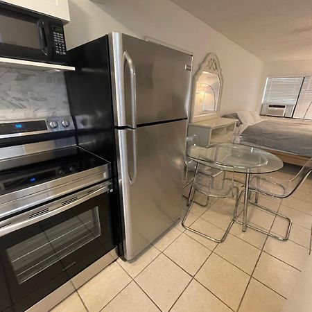 Cozy Downtown Apartments On Water Форт Лодърдейл Екстериор снимка