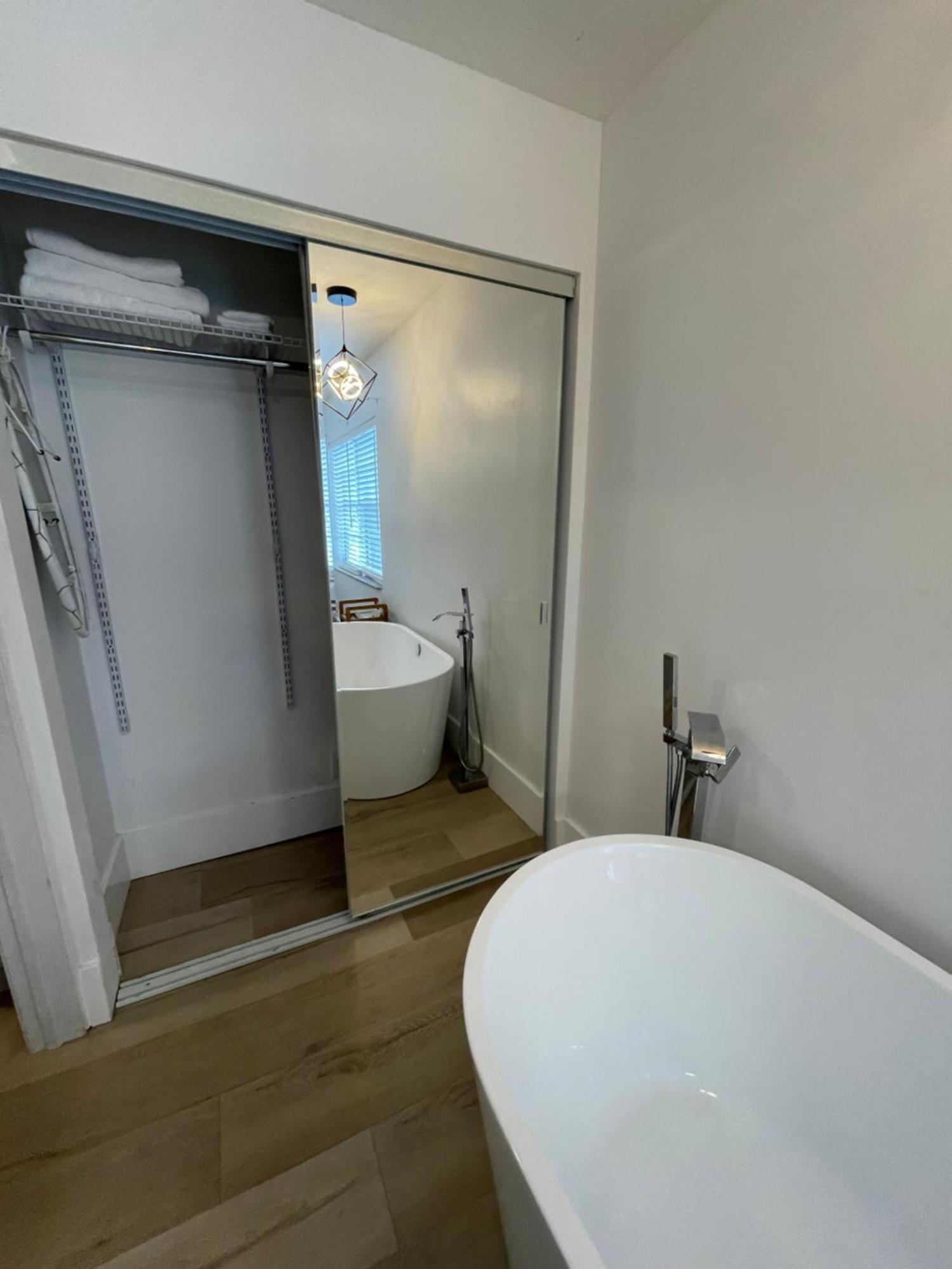 Cozy Downtown Apartments On Water Форт Лодърдейл Екстериор снимка