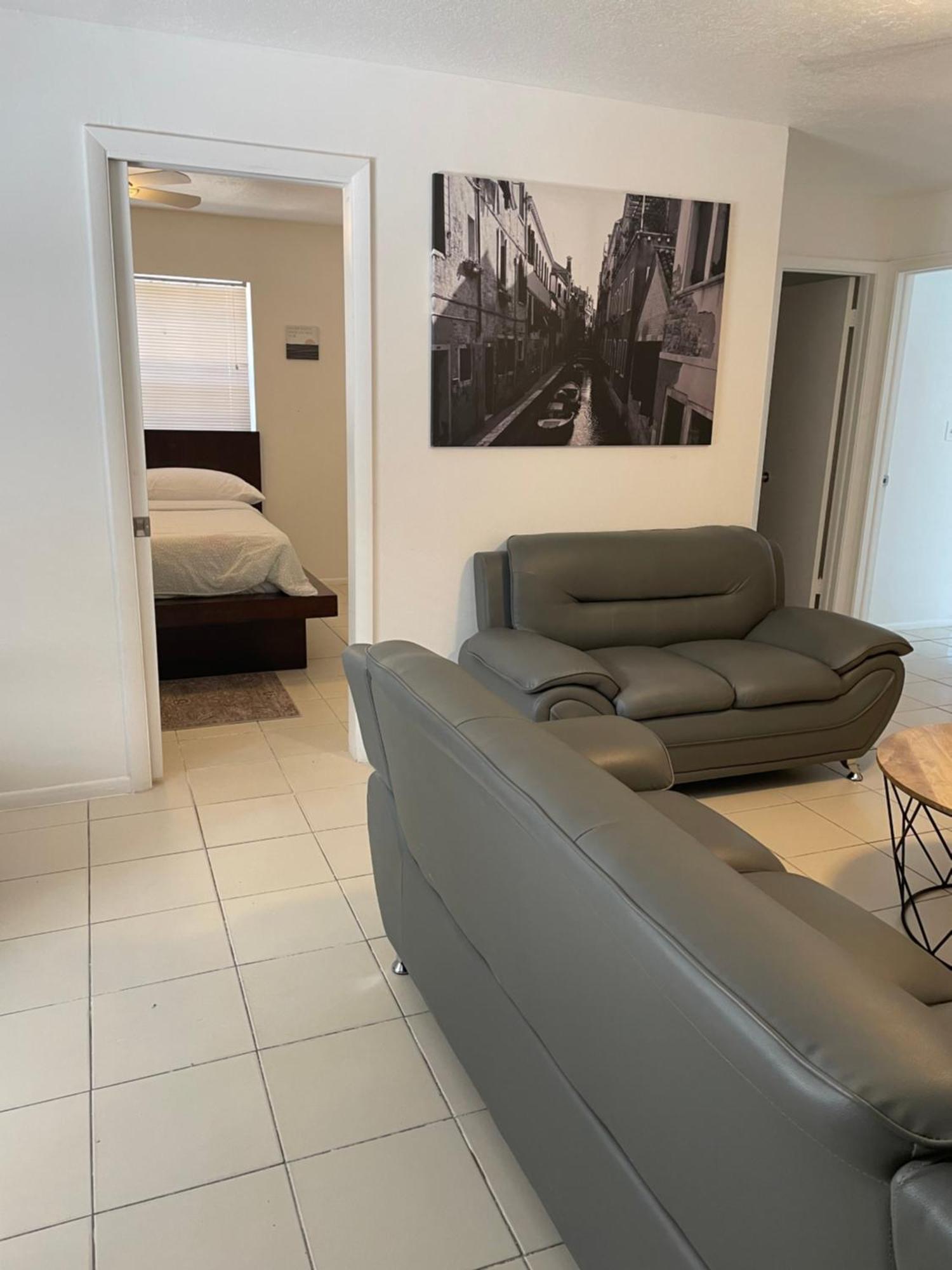 Cozy Downtown Apartments On Water Форт Лодърдейл Екстериор снимка